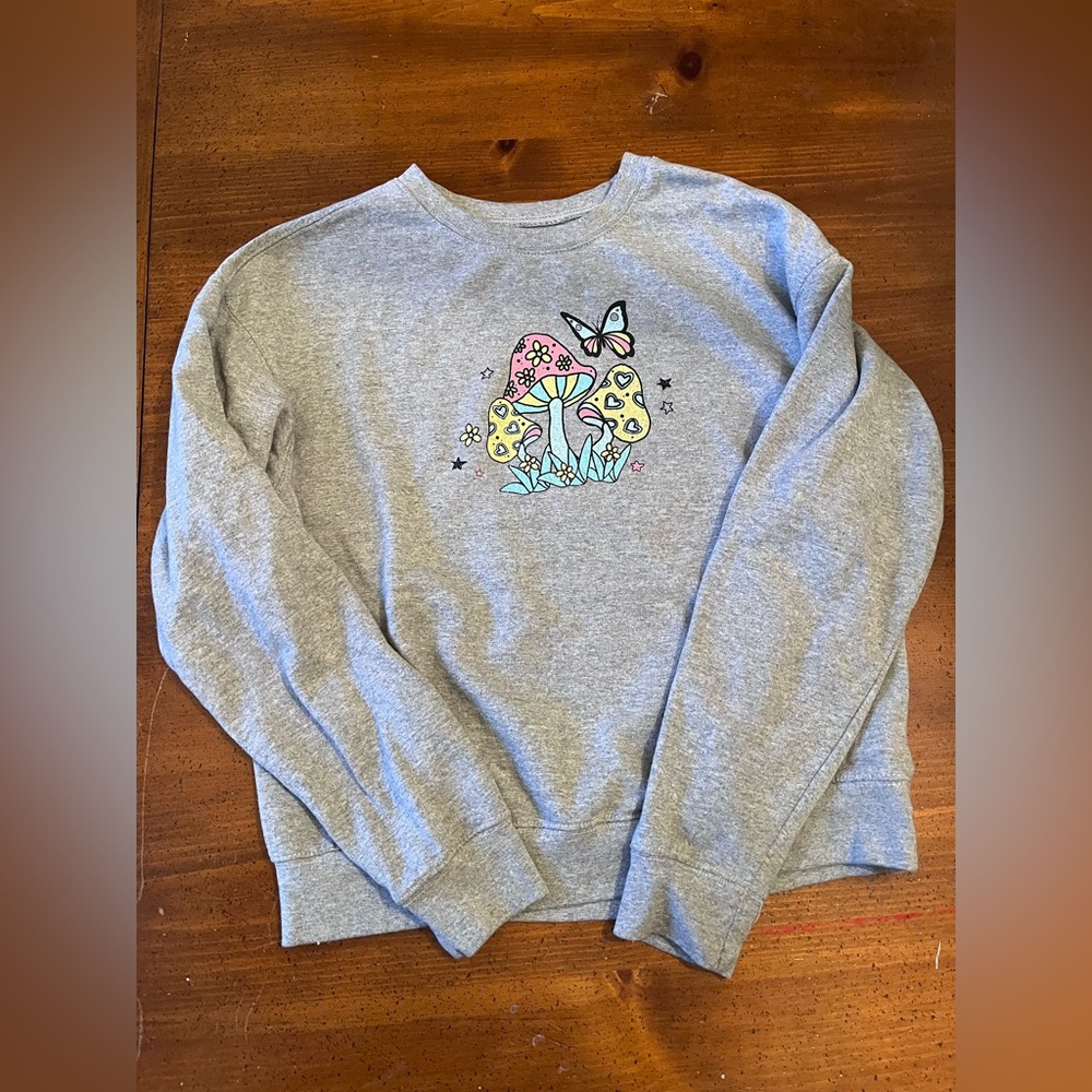 Cold Crush Junior's Gray Sweatshirt with Mushrooms  - Size L